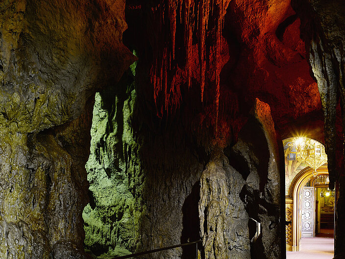 Mythisch gestaltete Grotte im Schloss Neuschwanstein