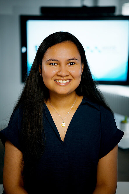 Dr. Mansi Singh Porträt von Dr. Mansi Singh