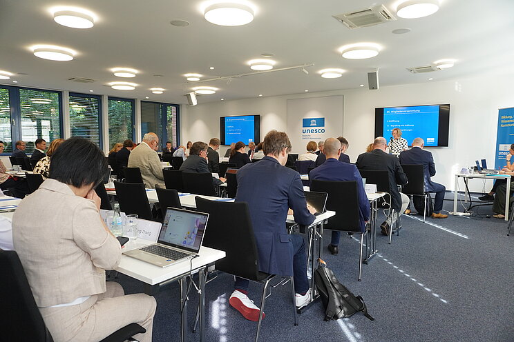 85. MV - Mitglieder der DUK