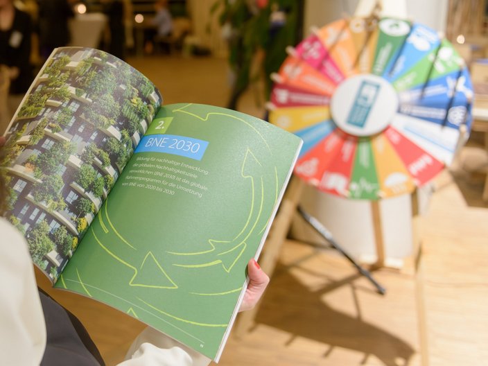 Ein Blick in die Roadmap BNE-2030