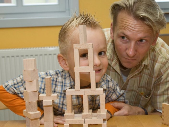 Kindergärtner mit Kind