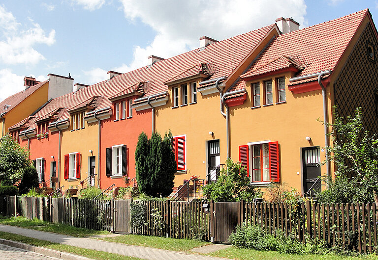 Berlin, Gartenstadt Falkenberg Blick auf Häuser in der Gartenstadt Falkenberg in Berlin