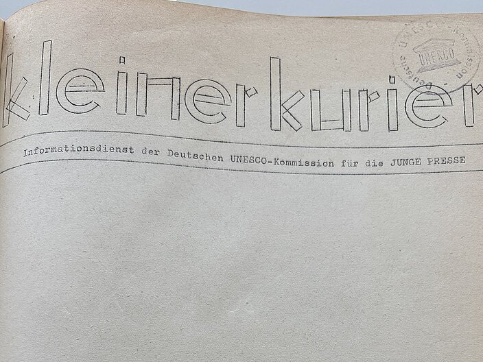 Deckblatt aus der Publikation Kleiner Kurier 1955