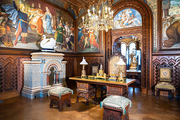 Schlösser König Ludwig, Neuschwanstein, Arbeitszimmer Blick in das prunkvolle Arbeitszimmer auf Schloss Neuschwanstein
