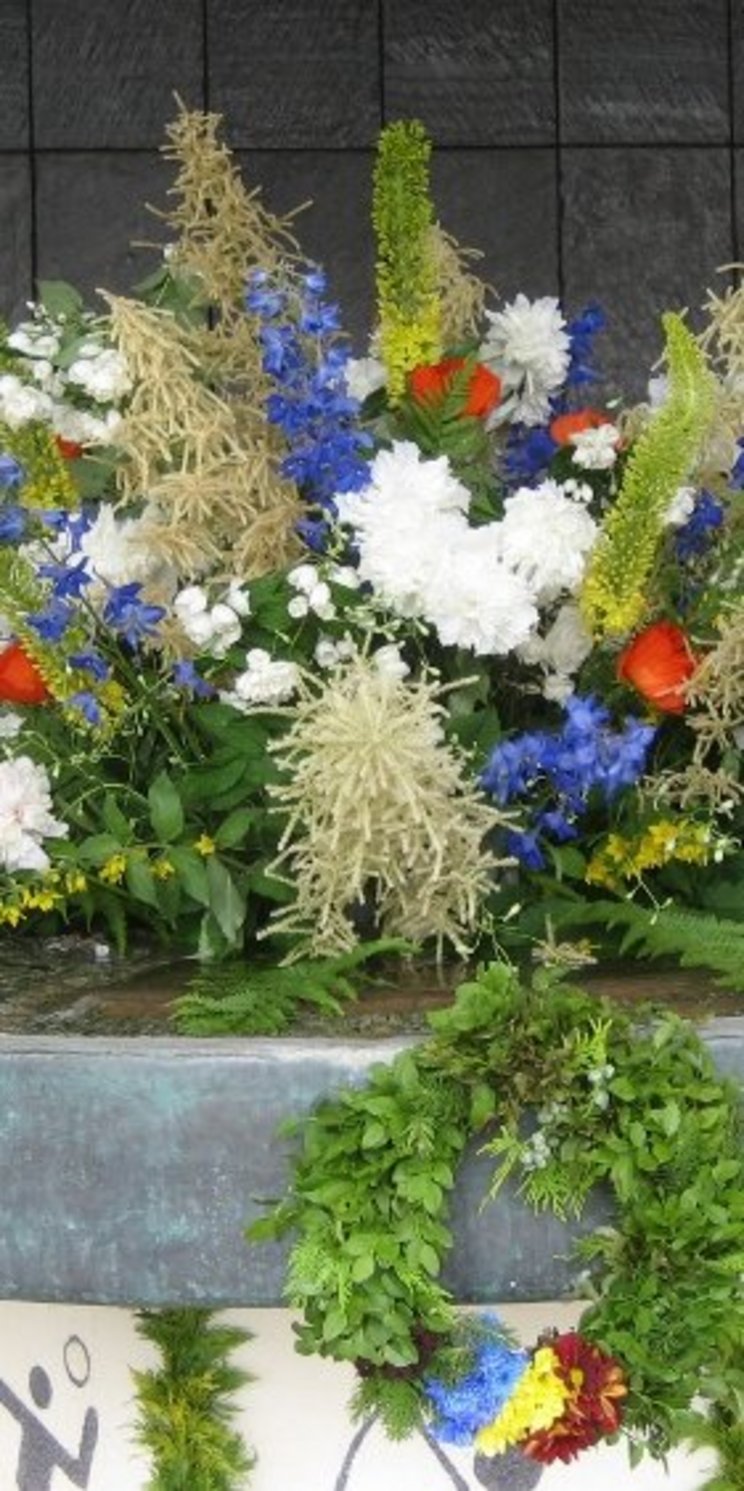 005_BRUNNENFEST_C_Stadt_Wunsiedel Blumengesteck