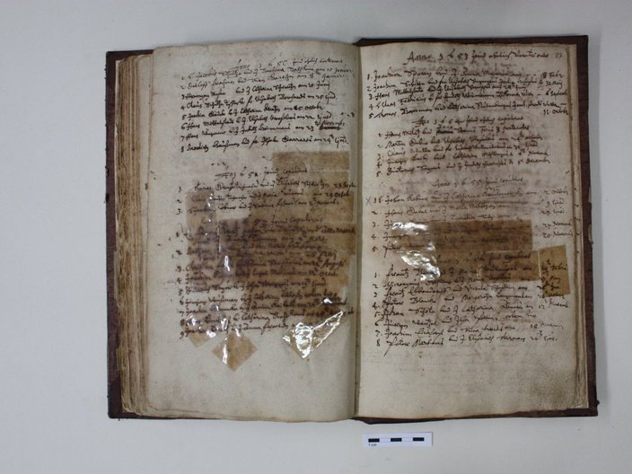 Altes Buch