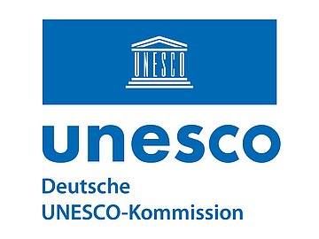 Logo der Deutschen UNESCO-Kommission, blau auf weiß Logo der Deutschen UNESCO-Kommission