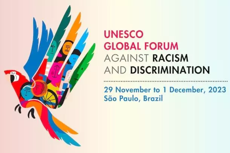 Global Forum against Racism and Discrimination 2023 Foto mit Ankündigung des Global Forum against Racism and Discrimination