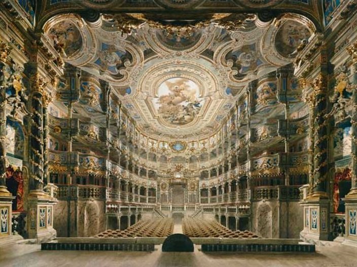 Blick von der Bühne in den Innenraum des Markgräflichen Opernhauses in Bayreuth, Gemälde von Gustav Bauernfeind 1879