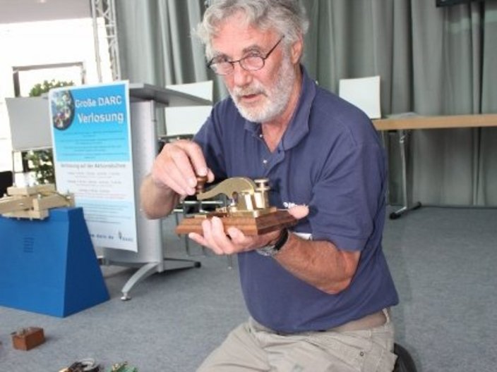 Morsetechniker mit Technik