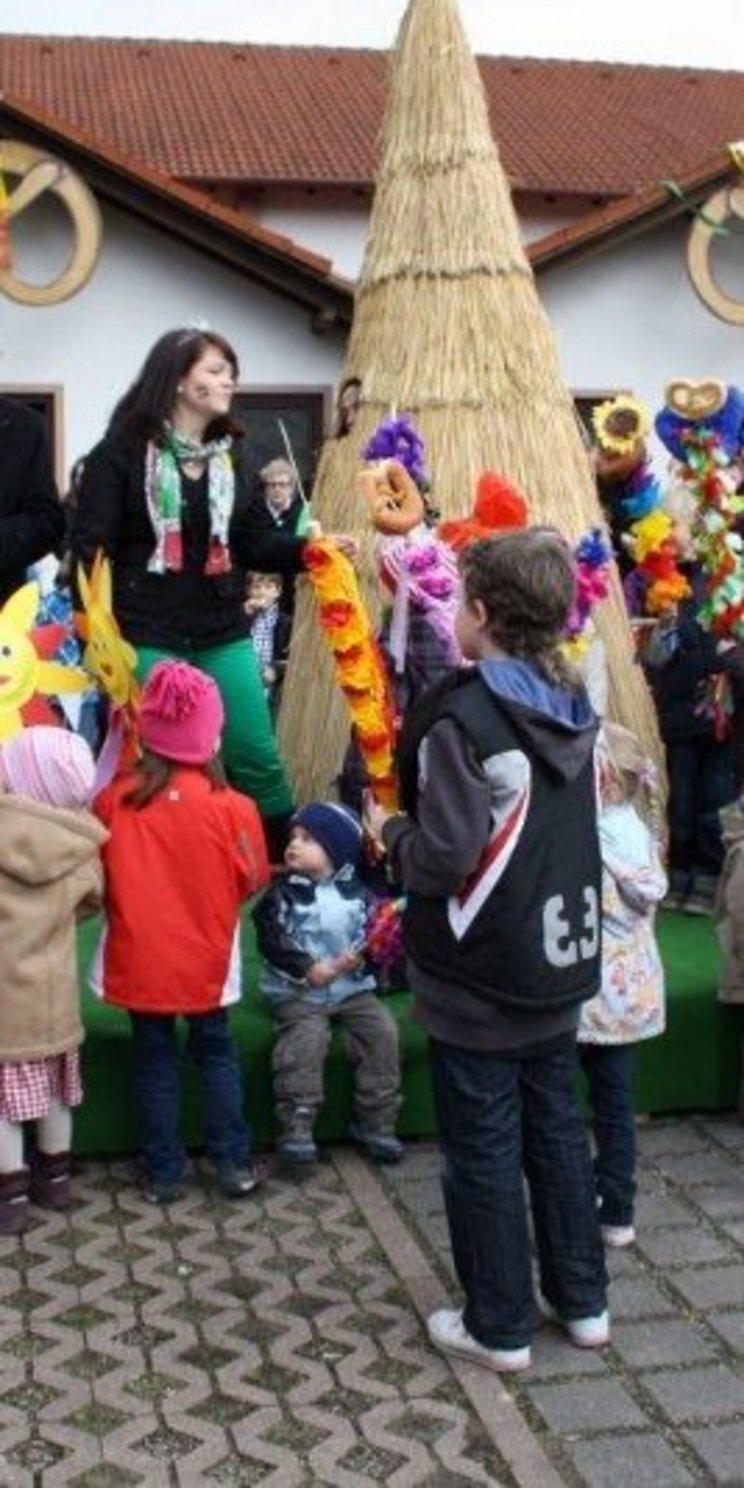 Gruppe von Kindern im Freien