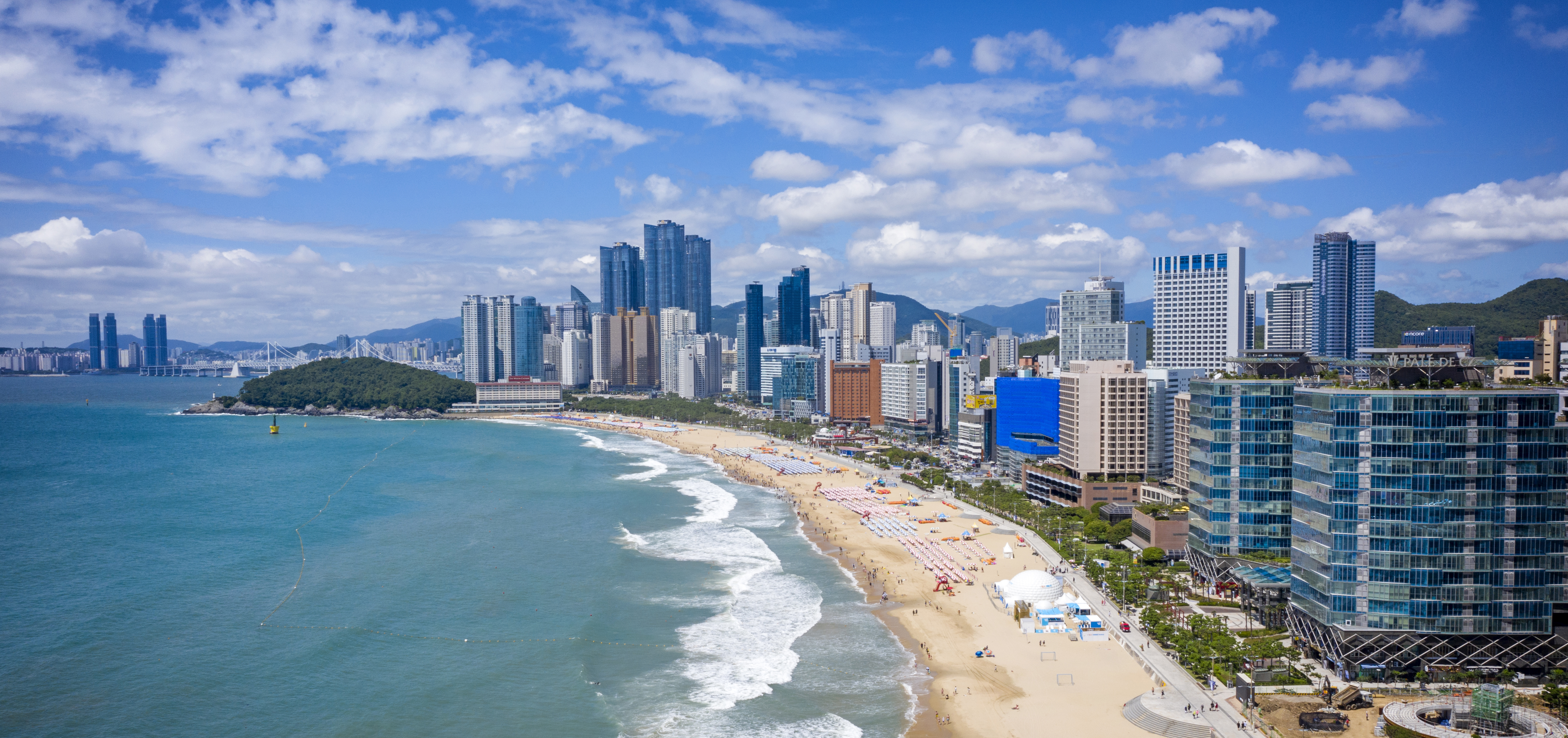 Busan, Haeundae Beach Blick über einen Strand der südkoreanischen Hafenstadt Busan.