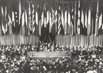 Historisches Foto einer Konferenz