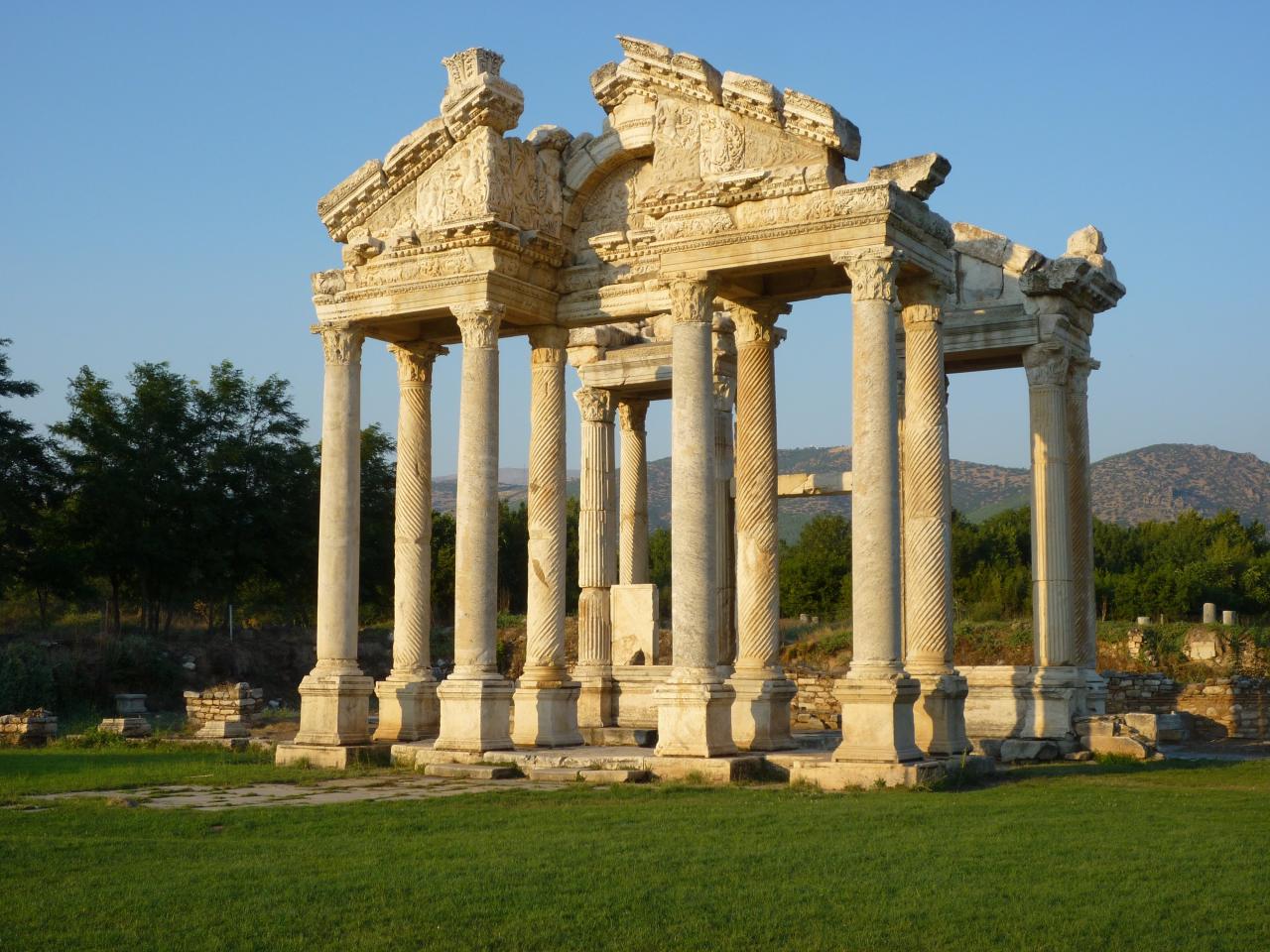 Tetrapylon in Aphrodisias, Türkei