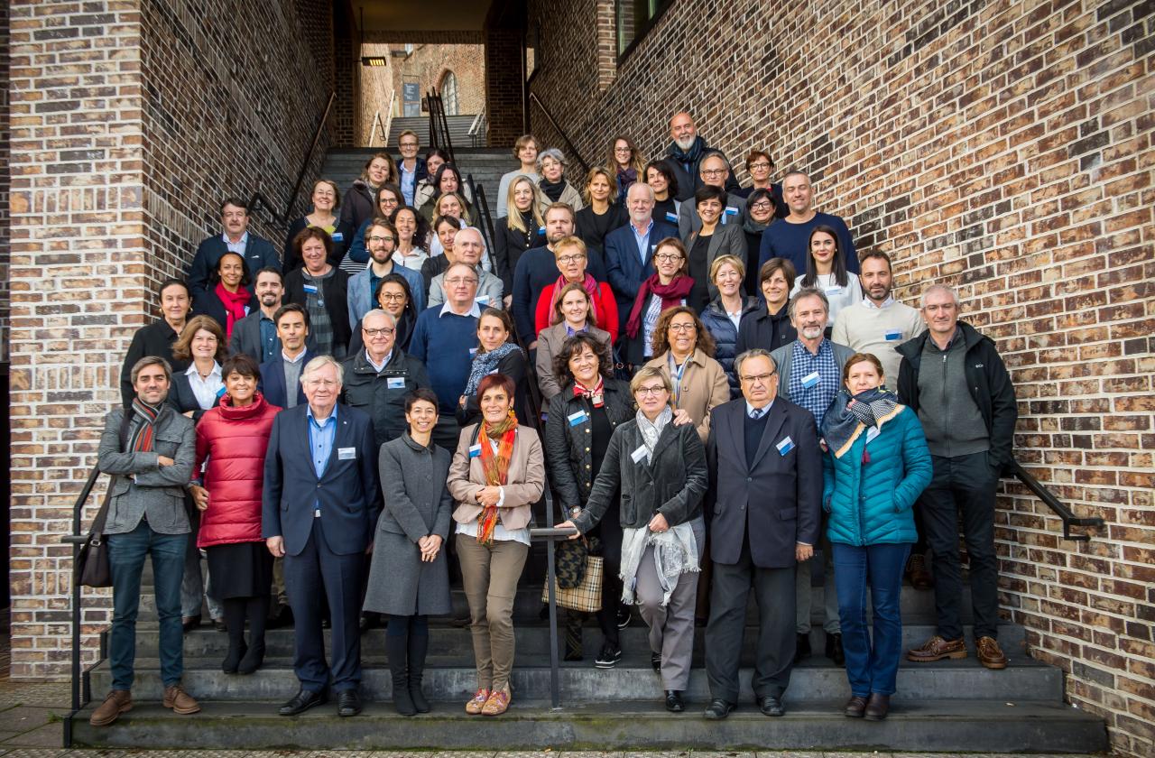 Teilnehmde des 3. Treffens der Europäischen Welterbestätten-Vereine in Lübeck
