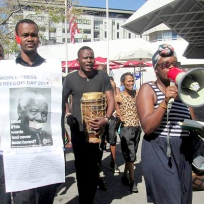 Flashmob Presse- und Meinungsfreiheit in Namibia
