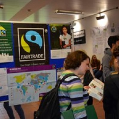 Fairtrade-Stand während einer Veranstaltung